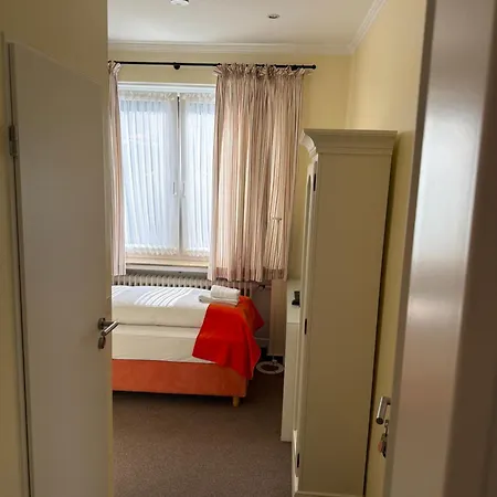 Otel Bremer Kreuz 2*